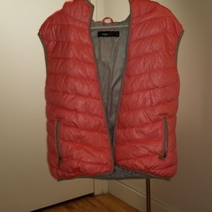 Puffy vest